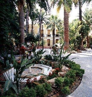 Leon - Balneario de Archena Leon - Balneario de Archena