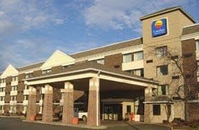Comfort Inn & Suites (Mentor)