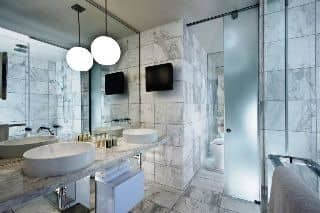 Palms Place Hotel and Spa