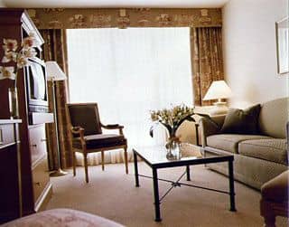 Clarion Hotel & Suites Montreal