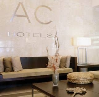 โรงแรม Ac เจโนวา บายแมริออท
