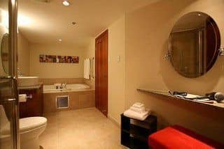 Embassy Suites Hotel Montreal