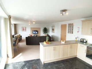 Fountain Court EQ2 Apartments Fountain Court EQ2 Apartments