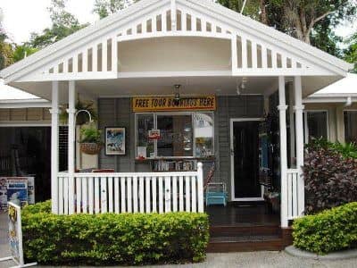 Palm Cove Tropic Apartments