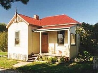 Mcintosh Cottages