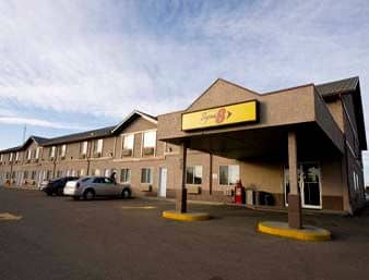 Super 8 Strathmore