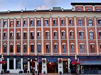 Dalton Hotel And Suites