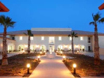 Hotelience Les Jasses De Camargue Hotelience Les Jasses De Camargue