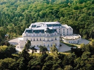 Tiara Chateau Mont Royal Chantilly