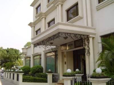 La Place Sarovar Portico La Place Sarovar Portico