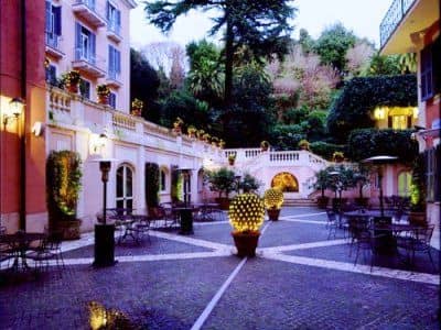 Hotel De Russie