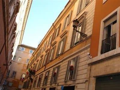 Navona