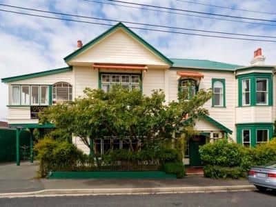 Glenfield House Bed And Breakfast