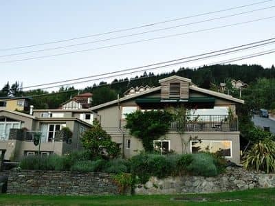 Queenstown House