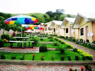 Hannahs Beach Resort