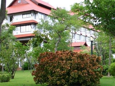 Natural Wellness Resort And Spa