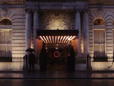 London Edition (Deluxe Room)