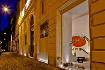 The First Luxury Art Hotel