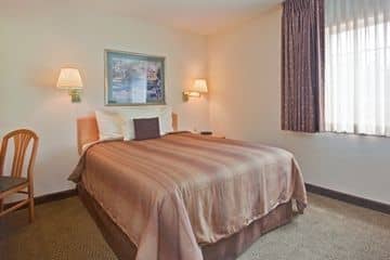 CANDLEWOOD SUITES PHOENIX/TEMPE