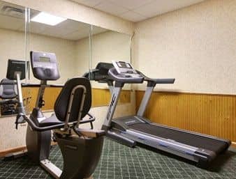 TRAVELODGE INN AND SUITES FAYETTEVILLE