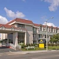 Budget Inn & Suites
