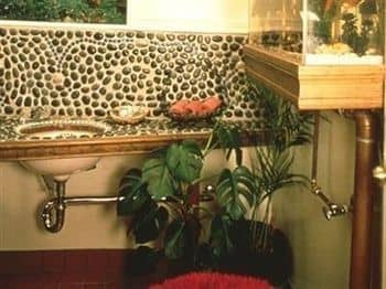 Red Victorian Bed And Breakfast