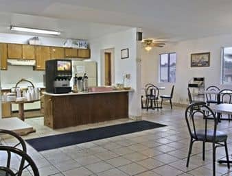 HOWARD JOHNSON EXPRESS INN - REDDING HOWARD JOHNSON EXPRESS INN - REDDING