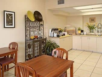 BAYMONT INN AND SUITES ORLANDO