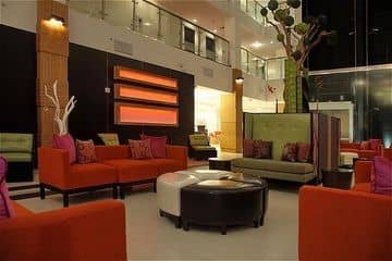 HOLIDAY INN SARASOTA-AIRPORT