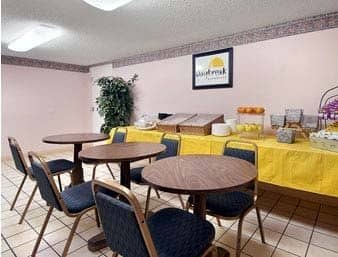 DAYS INN STATE FAIR GROUNDS