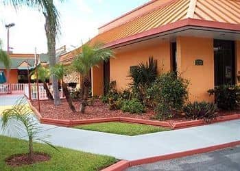 ECONO LODGE INN & SUITES KISSIMMEE