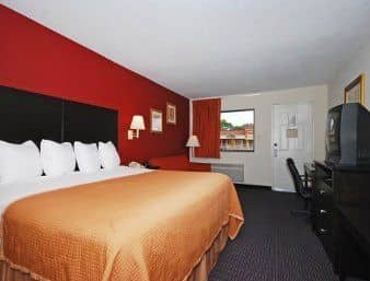 HOWARD JOHNSON EXPRESS INN SUITES - SOUTH TAMPA/ AIRPORT