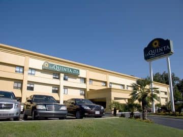 LA QUINTA INN AND SUITES LA QUINTA INN AND SUITES