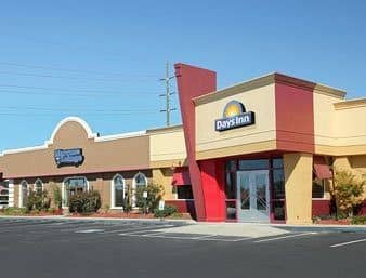 DAYS INN VINCENNES