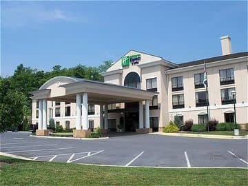 HOLIDAY INN EXPRESS HOTEL & SUITES WINCHESTER