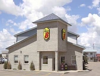 SUPER 8 MEDICINE HAT AB