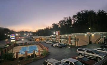 BEST WESTERN OF ASHEVILLE BILTMORE EAST BEST WESTERN OF ASHEVILLE BILTMORE EAST