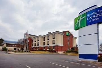 HOLIDAY INN EXPRESS HOTEL & SUITES TYLER