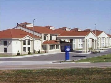 HOLIDAY INN EXPRESS HOTEL & SUITES WEATHERFORD