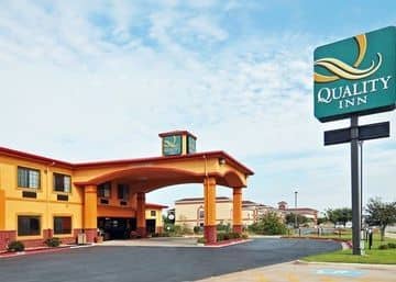 Quality Inn I-27 Quality Inn I-27