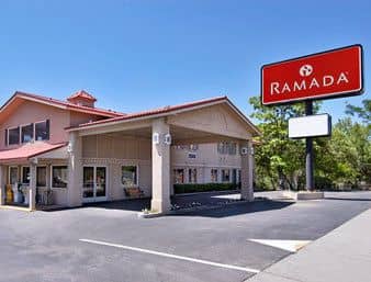 RAMADA DOWNTOWN