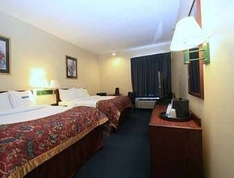 Baymont Inn and Suites Cedar Rapids