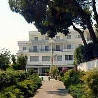 Sakura Hotel