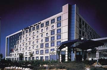 HOLIDAY INN HOLIDAY INN