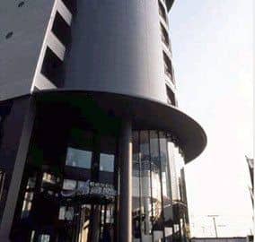 HOLIDAY INN