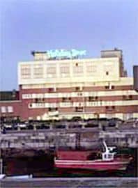 HOLIDAY INN HOLIDAY INN