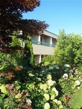 Recreation Inn And Suites