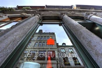 Le Petit Hotel