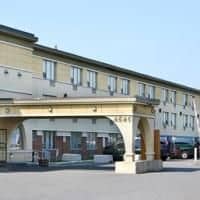 Days Inn & Conference Centre by Wyndham Montreal Airport