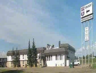 Knights Inn Moose Jaw